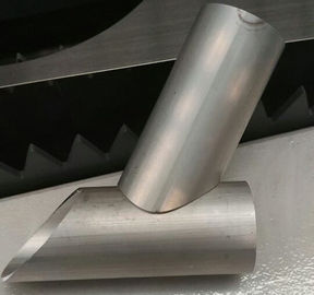 máquina de corte da tubulação do CNC do tubo 1000W com refrigerar de água do poder do laser da fibra de Raycus IPG