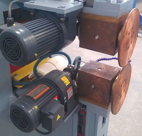 Refrigerar de água automático conduzido Doule grande da máquina de soldadura da resistência do poder