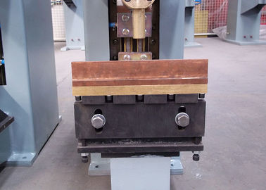 Máquina de soldadura pneumática 25~150KVA da emenda da série especial do DN com para baixo o elétrodo móvel