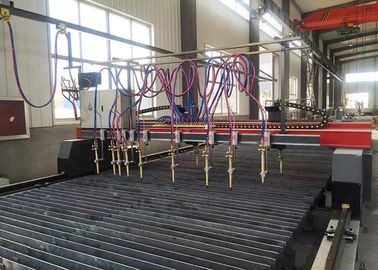 O tipo chama do pórtico do CNC da tira e máquina de corte do plasma para H irradia a linha de produção