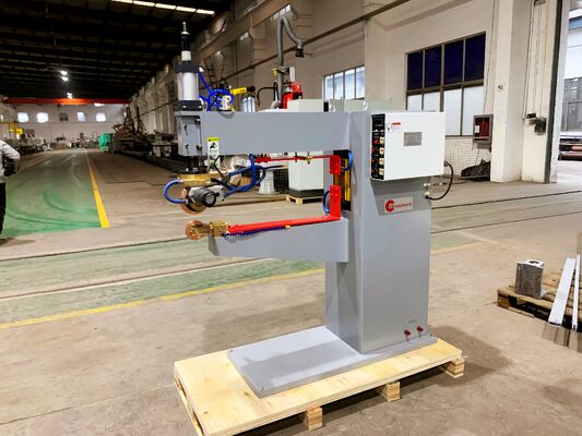 Máquina de solda de costura longitudinal de resistência da série FN 35~160KVA